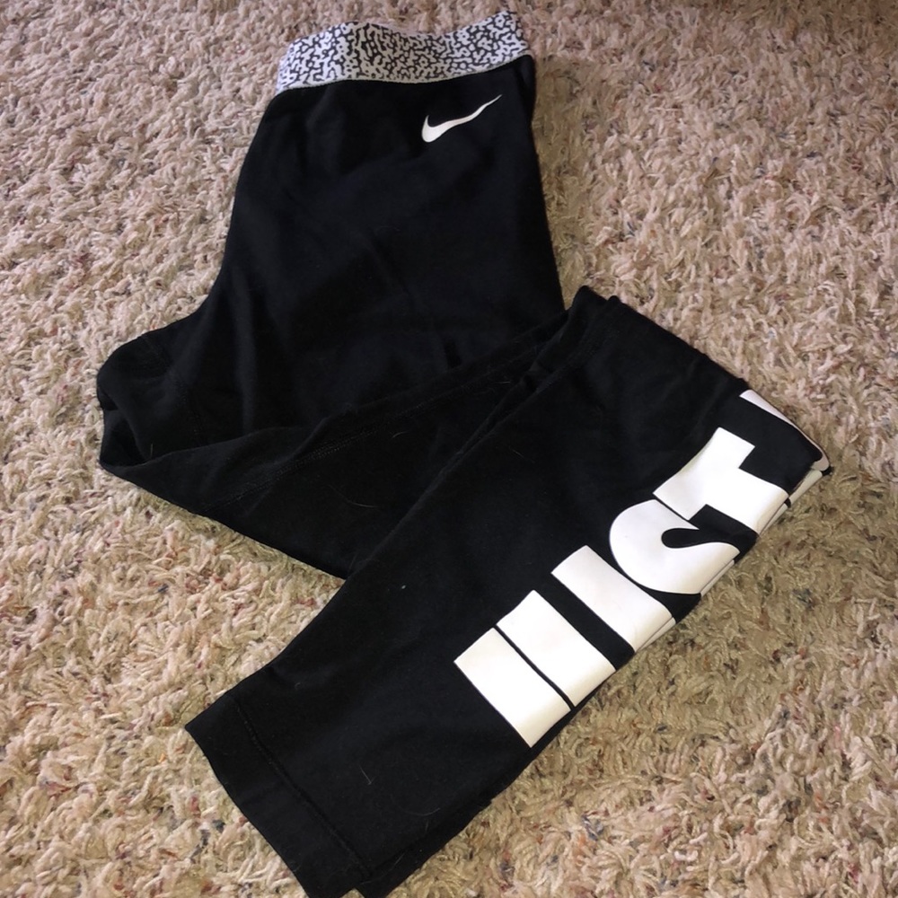 Nike Just Do It Leggings size small!!